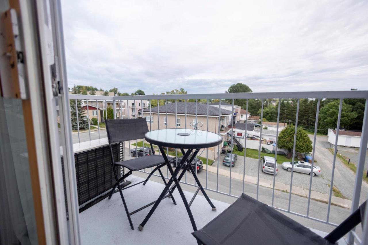 Le Contemporain Apartment Rouyn-Noranda Exterior photo